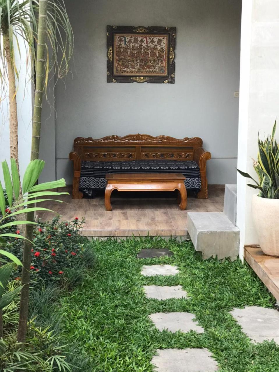Villa Makmur Kerobokan  Exterior photo